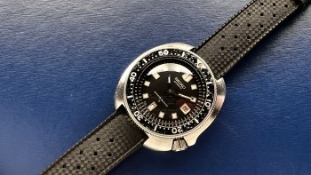 SOLD -- Seiko 6105-8119 Captain Willard