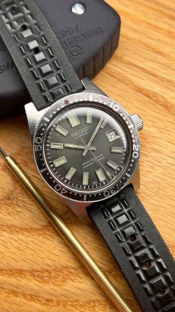 SOLD -- Seiko 6217-8001 62Mas