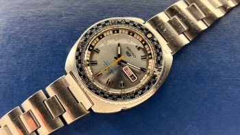 SOLD -- Seiko 6116-7173 Silver Rally Diver