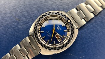 SOLD -- Seiko 6119-7173 Blue Rally Diver