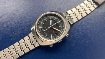 SOLD -- 1972 Seiko 6139-7039 "Mini-Jumbo"